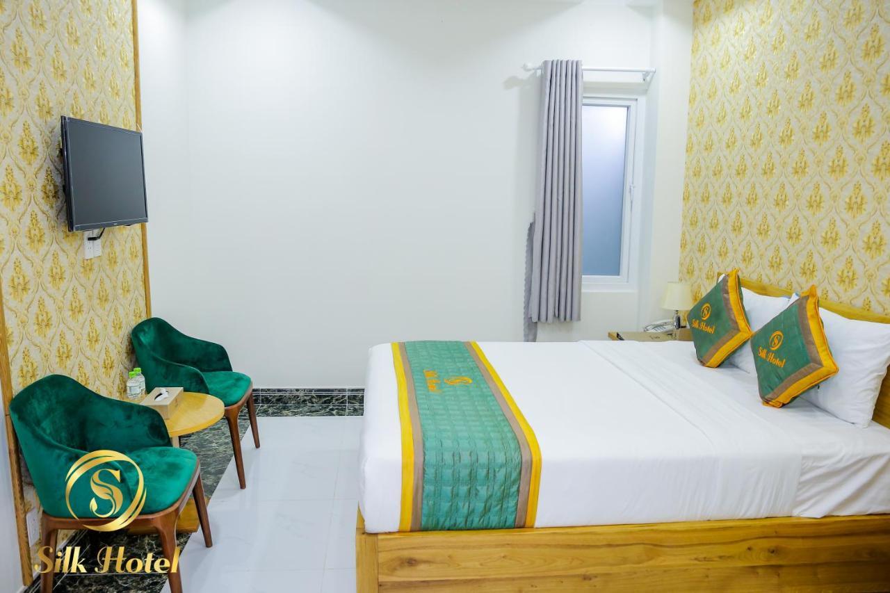 Silk Hotel Ho Chi Minh City Exterior photo