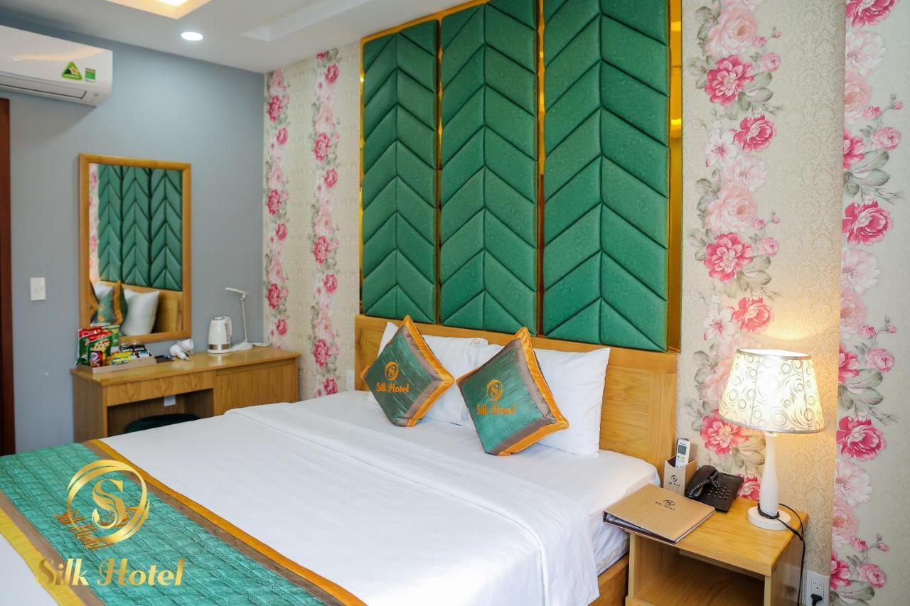 Silk Hotel Ho Chi Minh City Exterior photo