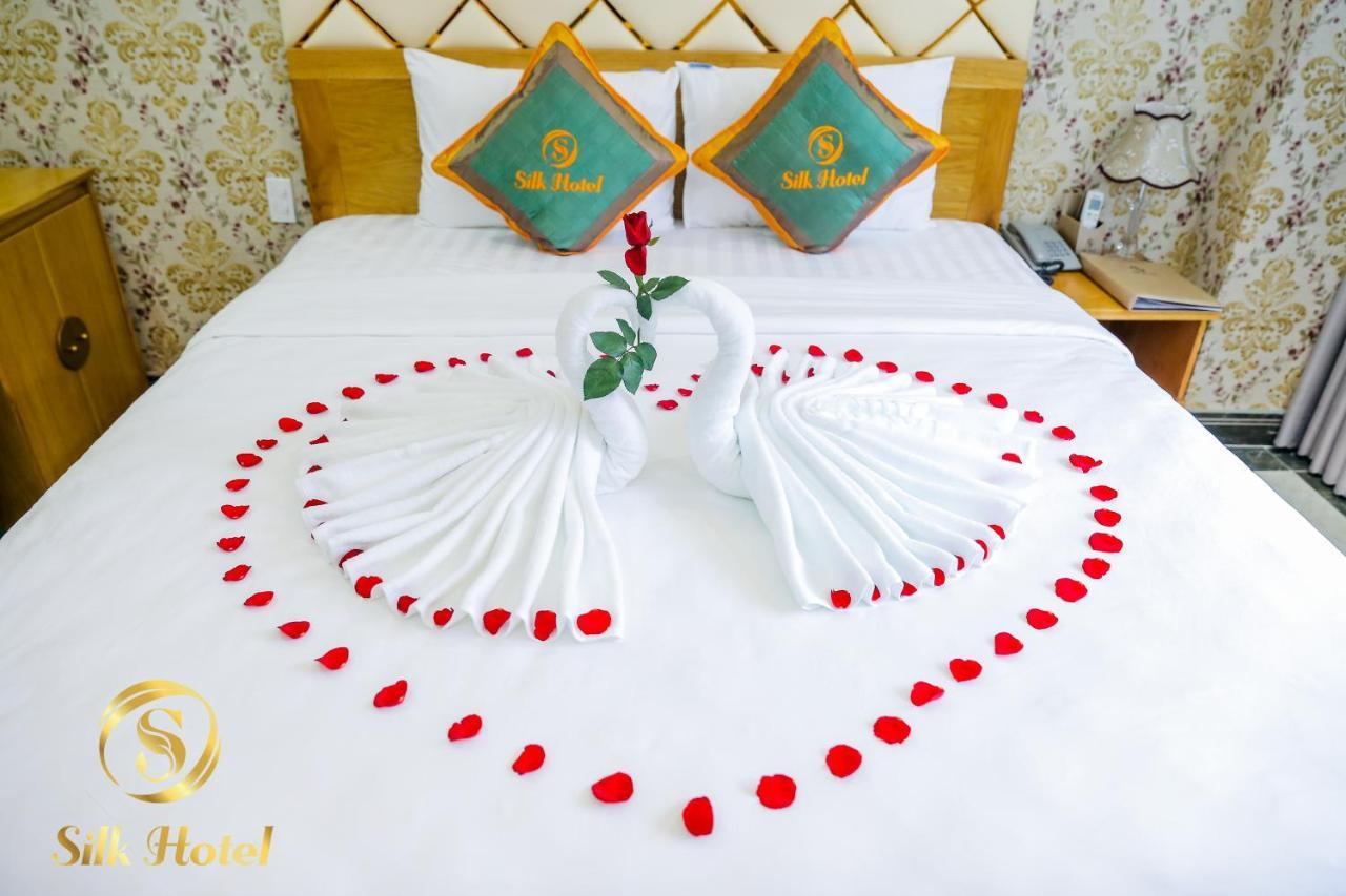 Silk Hotel Ho Chi Minh City Exterior photo