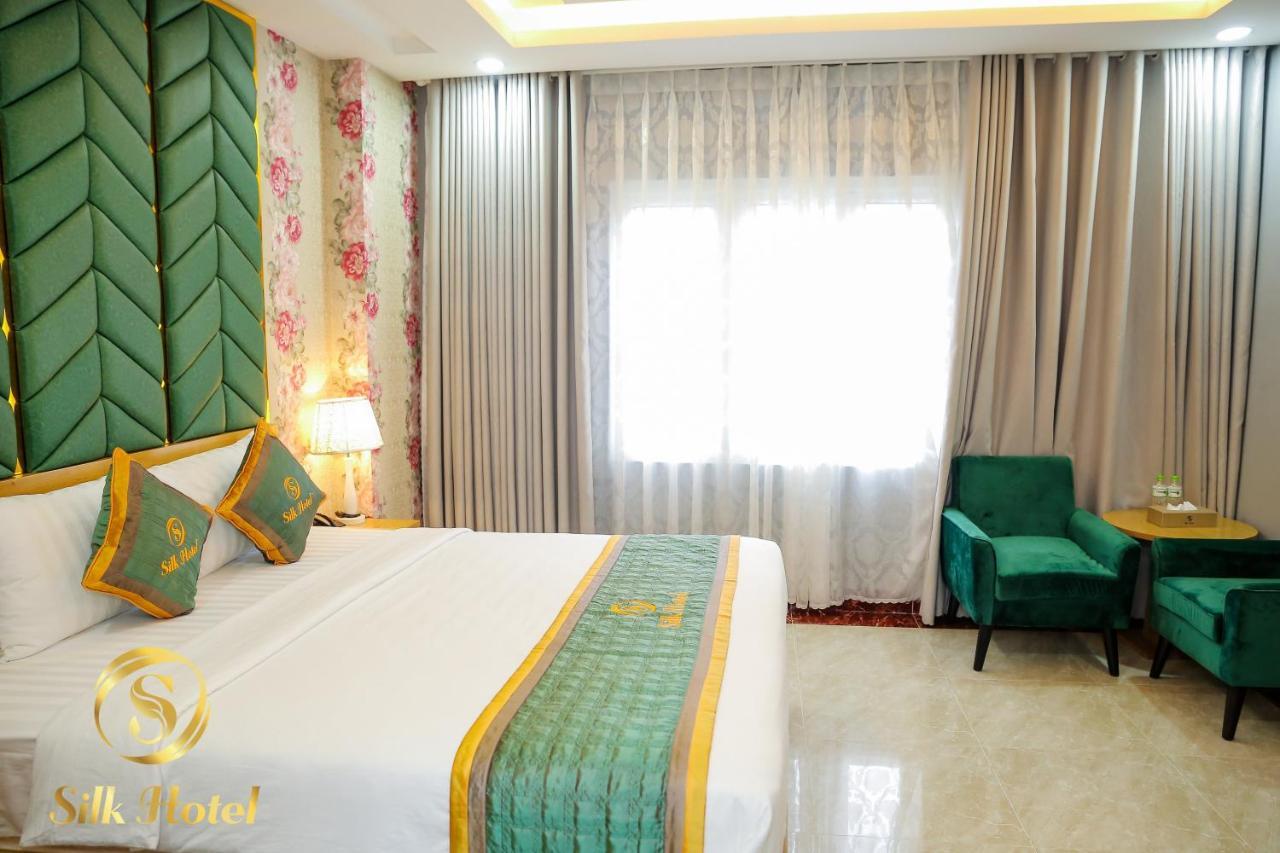 Silk Hotel Ho Chi Minh City Exterior photo
